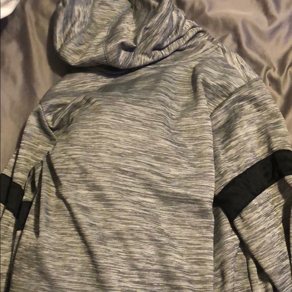 Nike - Picture 2 of 2